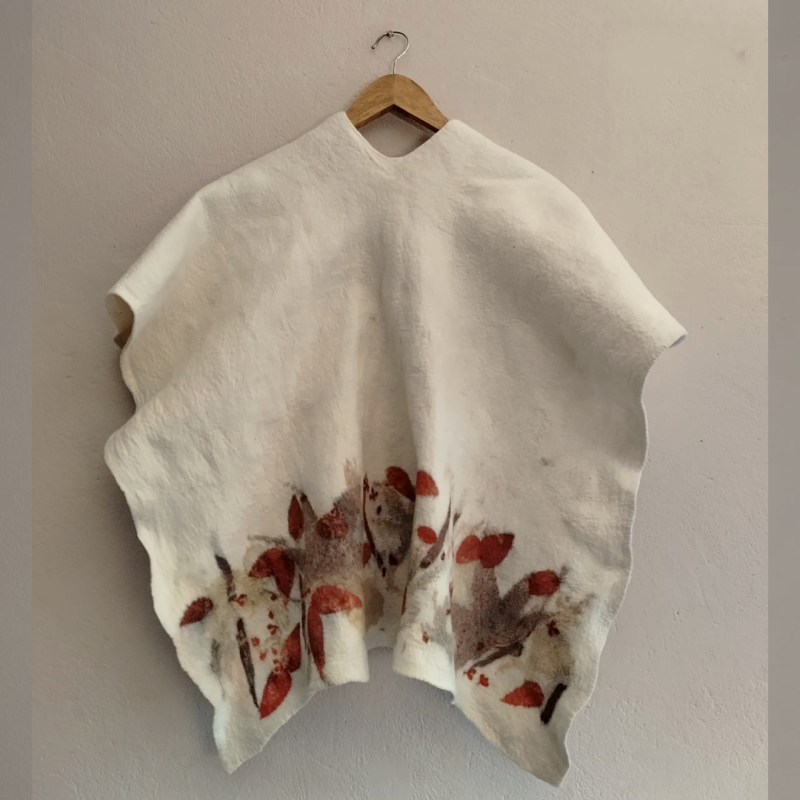 Ruana Ecoprint de Fieltro de Lana Merino