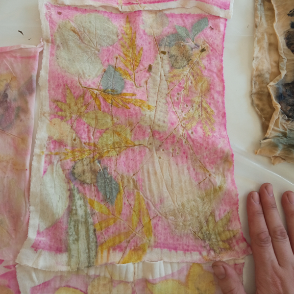 Ecoprint en algodón y fondos de color